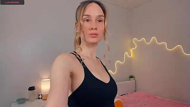 Kirawithvibe online show from May 22, 2:40 am