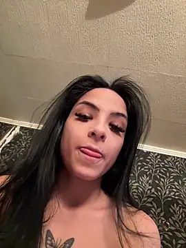 Snapshot of Evelin199 chatting on April 29, 5:30 pm Evelin199 online show from April 29, 5:30 pm