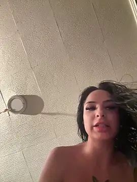 Snapshot of Evelin199 chatting on June 10, 5:56 pm Evelin199 online show from June 10, 5:56 pm