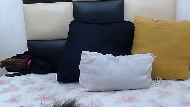 SWEET MELONSxxx online show from February 8, 7:34 am