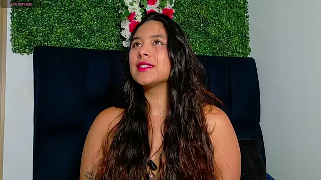 AnnaSmiles online show from April 16, 6:09 pm