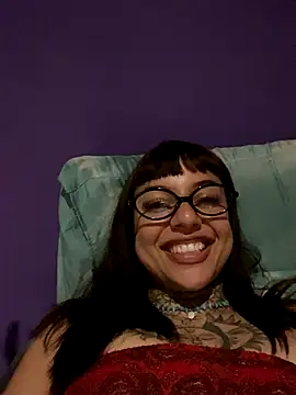 Snapshot of agathamarthins chatting on January 5, 10:35 pm agathamarthins online show from January 5, 10:35 pm