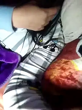 Yousra soso online show from January 8, 1:08 am