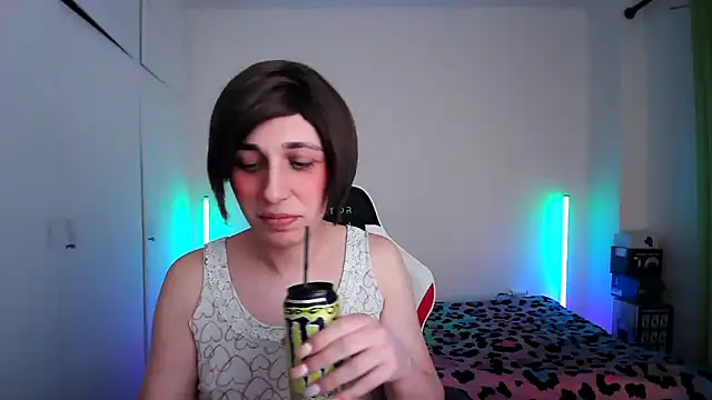 HoneyValentine online show from April 17, 8:23 pm