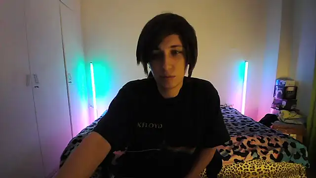 Snapshot of HoneyValentine chatting on May 31, 7:59 pm HoneyValentine online show from May 31, 7:59 pm