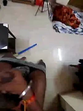 rohit16770 online show from February 11, 3:22 am