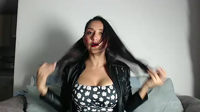 samanta xi online show from March 14, 4:07 am