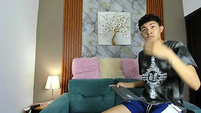 AVENGER BOYS2026 online show from February 26, 7:13 pm