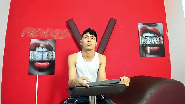 AVENGER BOYS2026 online show from May 19, 7:20 pm