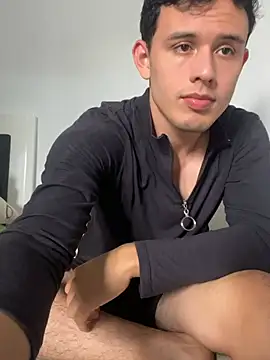 Keylerth  online show from February 2, 7:01 pm