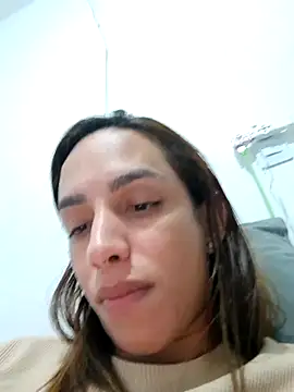 ofjuliaa online show from February 20, 12:27 pm