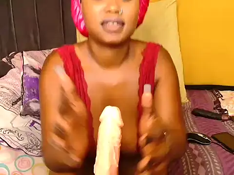 Snapshot of Sexy_Doll_xXx chatting on February 8, 9:23 am Sexy Doll xXx online show from February 8, 9:23 am