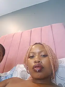 Sexy Doll xXx online show from March 29, 10:54 pm