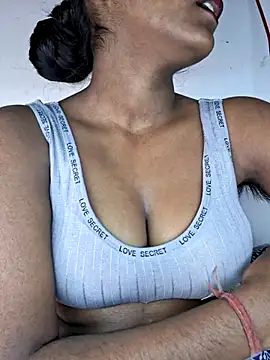 Snapshot of Royal-girl78 chatting on January 15, 4:44 pm Royal-girl78 online show from January 15, 4:44 pm