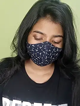 trinasa online show from April 3, 9:13 pm