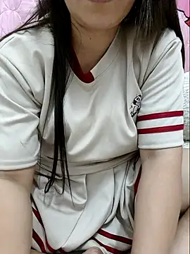 linhha23 online show from March 19, 2:32 pm