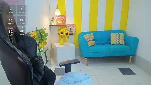 Snapshot of esmeralda_cuisman chatting on February 27, 11:43 am esmeralda cuisman online show from February 27, 11:43 am