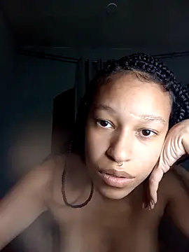 Snapshot of cacauangel chatting on April 10, 4:17 am cacauangel online show from April 10, 4:17 am