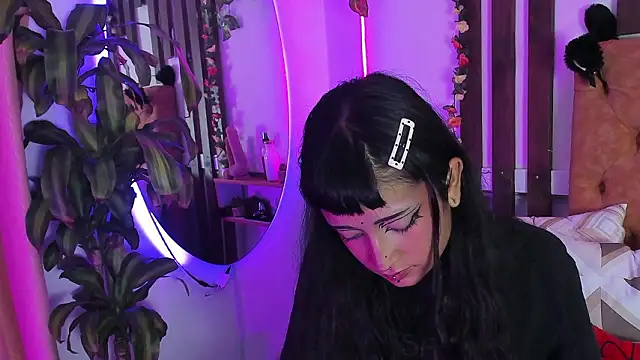 MeowMota  online show from February 8, 6:00 pm