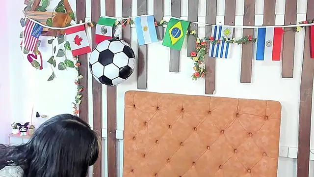 MeowMota  online show from July 10, 6:43 pm