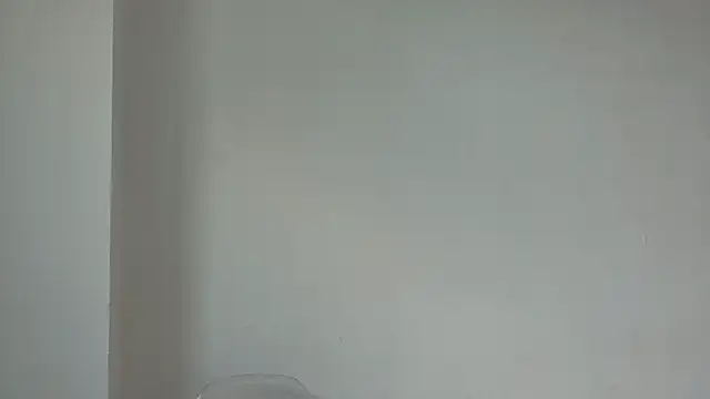 Snapshot of Jessie_GB chatting on February 23, 9:01 pm Jessie GB online show from February 23, 9:01 pm