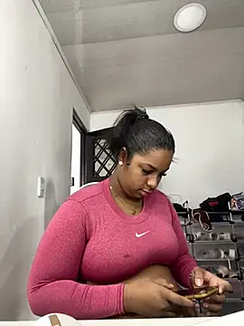 Snapshot of NataliaMillers chatting on July 12, 8:22 pm NataliaMillers online show from July 12, 8:22 pm