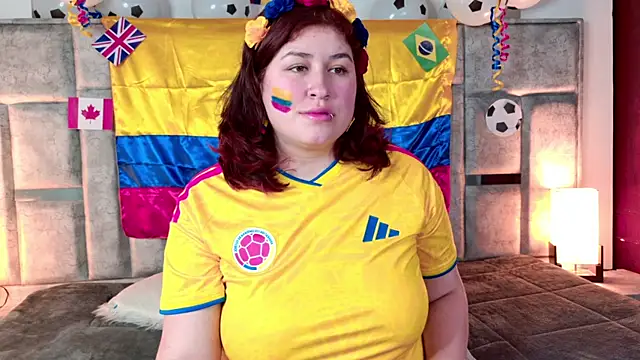 azul veraa online show from June 11, 12:36 pm