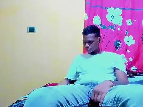 aunstin mohamme online show from February 27, 2:22 am