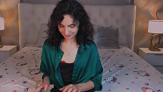Snapshot of RIANA_SI chatting on August 8, 10:56 pm RIANA SI online show from August 8, 10:56 pm