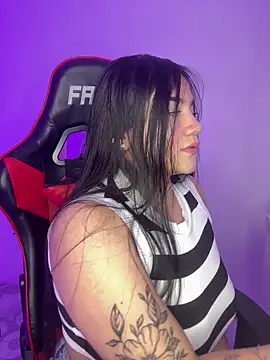 abby gonzales online show from March 14, 6:52 am