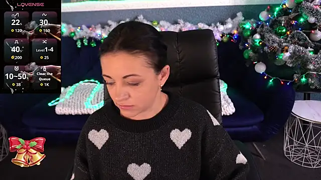 Dafni Monn online show from December 15, 6:39 am