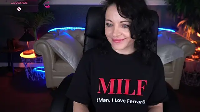 Dafni Monn online show from March 31, 5:41 am