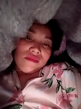 yu--yo online show from April 2, 2:26 pm