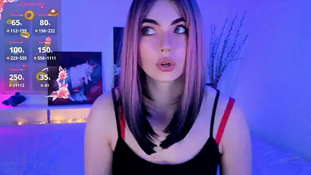 ForEvaRrr online show from April 8, 9:09 am