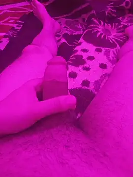 Snapshot of zackbigD2456 chatting on March 28, 8:25 am zackbigD2456 online show from March 28, 8:25 am