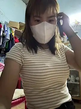 Snapshot of July-love chatting on February 28, 3:46 pm July-love online show from February 28, 3:46 pm