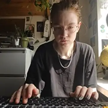 Shy Bamby online show from May 3, 9:26 am