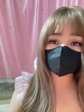 -Violet-t online show from April 1, 3:53 pm