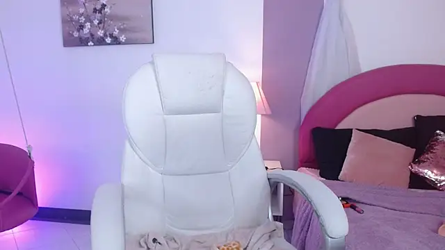 Kaoryy 1 online show from April 18, 11:36 am