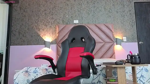 tabata monroe online show from March 3, 7:20 pm