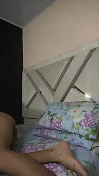 Snapshot of antonio_aguilarx chatting on May 13, 9:44 pm antonio aguilarx online show from May 13, 9:44 pm