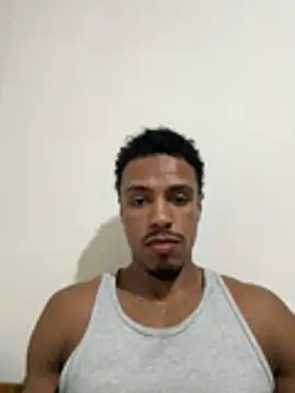 Snapshot of LorenzoBlack27 chatting on May 22, 11:54 pm LorenzoBlack27 online show from May 22, 11:54 pm