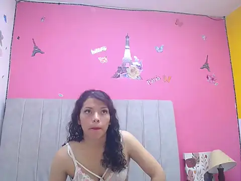 Snapshot of melanyy_kiss chatting on January 14, 12:00 pm melanyy kiss online show from January 14, 12:00 pm