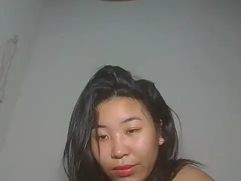 Zyeiii online show from March 21, 8:23 pm