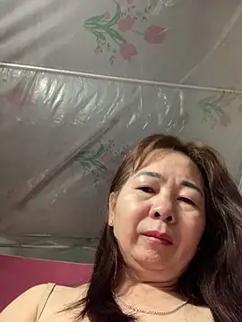 Snapshot of -Mery- chatting on April 24, 7:49 pm -Mery- online show from April 24, 7:49 pm
