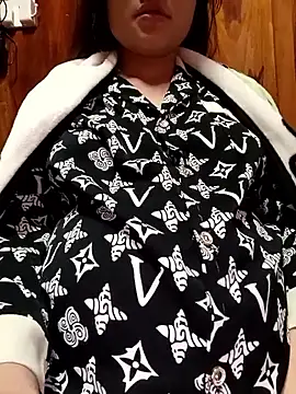 Shiny 68 online show from January 18, 2:54 pm