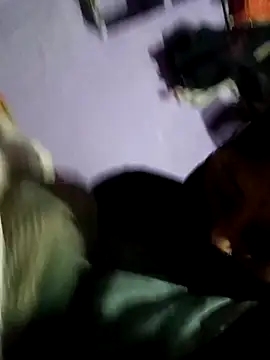 Snapshot of Pinki_raja chatting on February 16, 11:23 pm Pinki raja online show from February 16, 11:23 pm