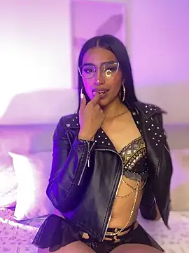 Snapshot of Mystick_ chatting on February 19, 8:38 pm Mystick online show from February 19, 8:38 pm