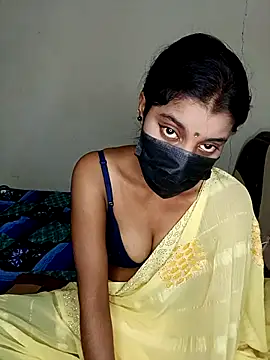 Snapshot of Erotic-Girl chatting on June 10, 6:18 pm Erotic-Girl online show from June 10, 6:18 pm