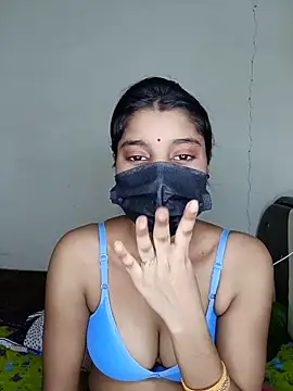Snapshot of Erotic-Girl chatting on June 15, 5:48 pm Erotic-Girl online show from June 15, 5:48 pm